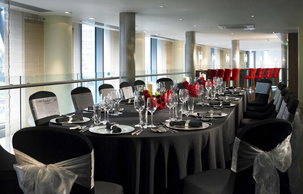 London Marriott Hotel Canary Wharf Экстерьер фото The Gallery at the National Portrait Gallery, London