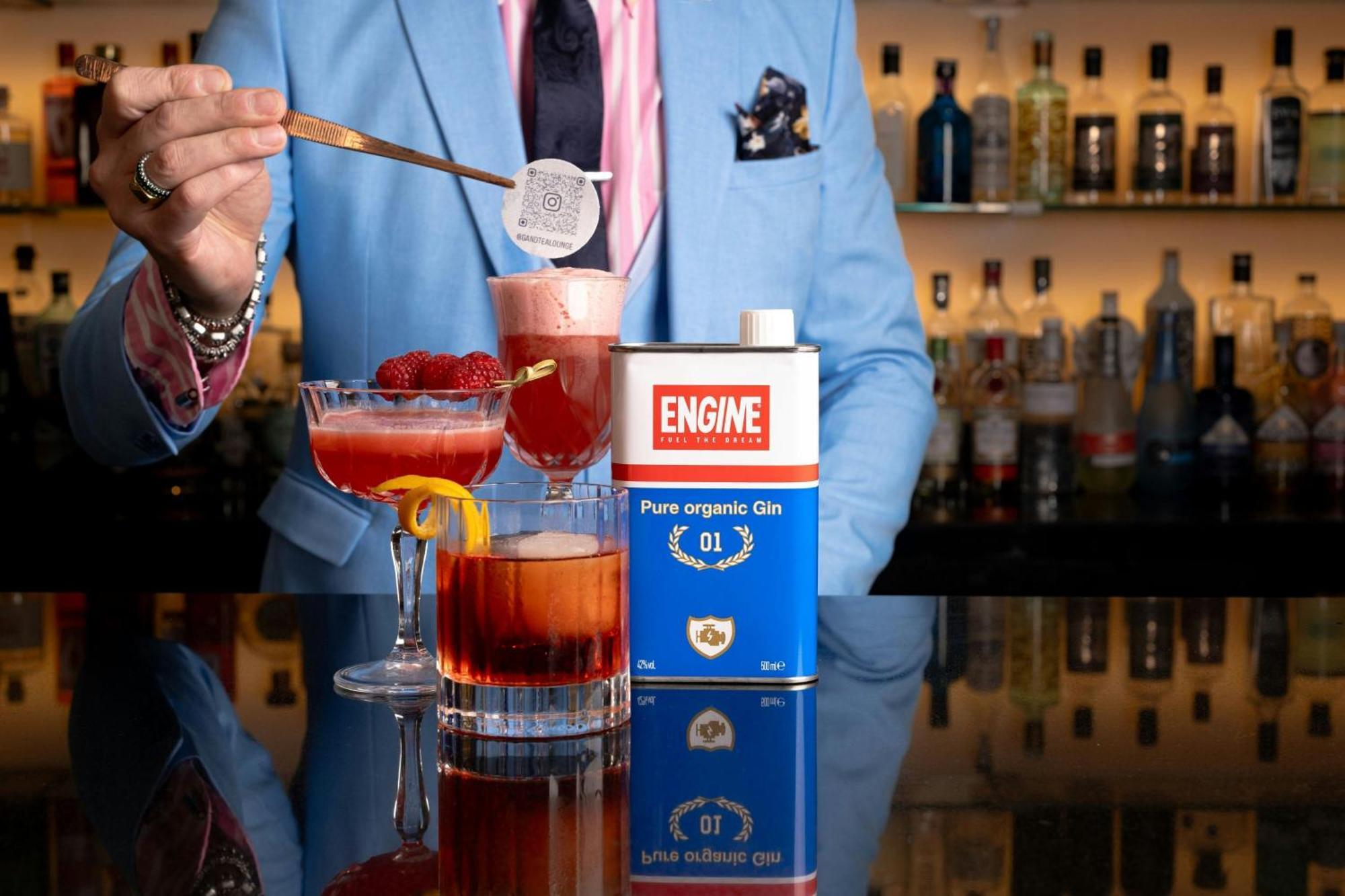 London Marriott Hotel Canary Wharf Экстерьер фото Engine Gin